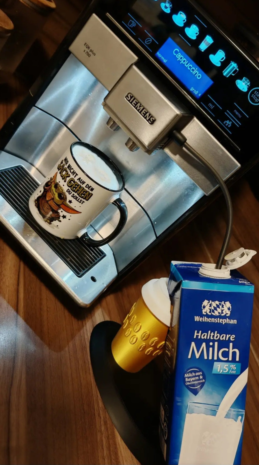 Milchhalterung für Kaffemaschiene