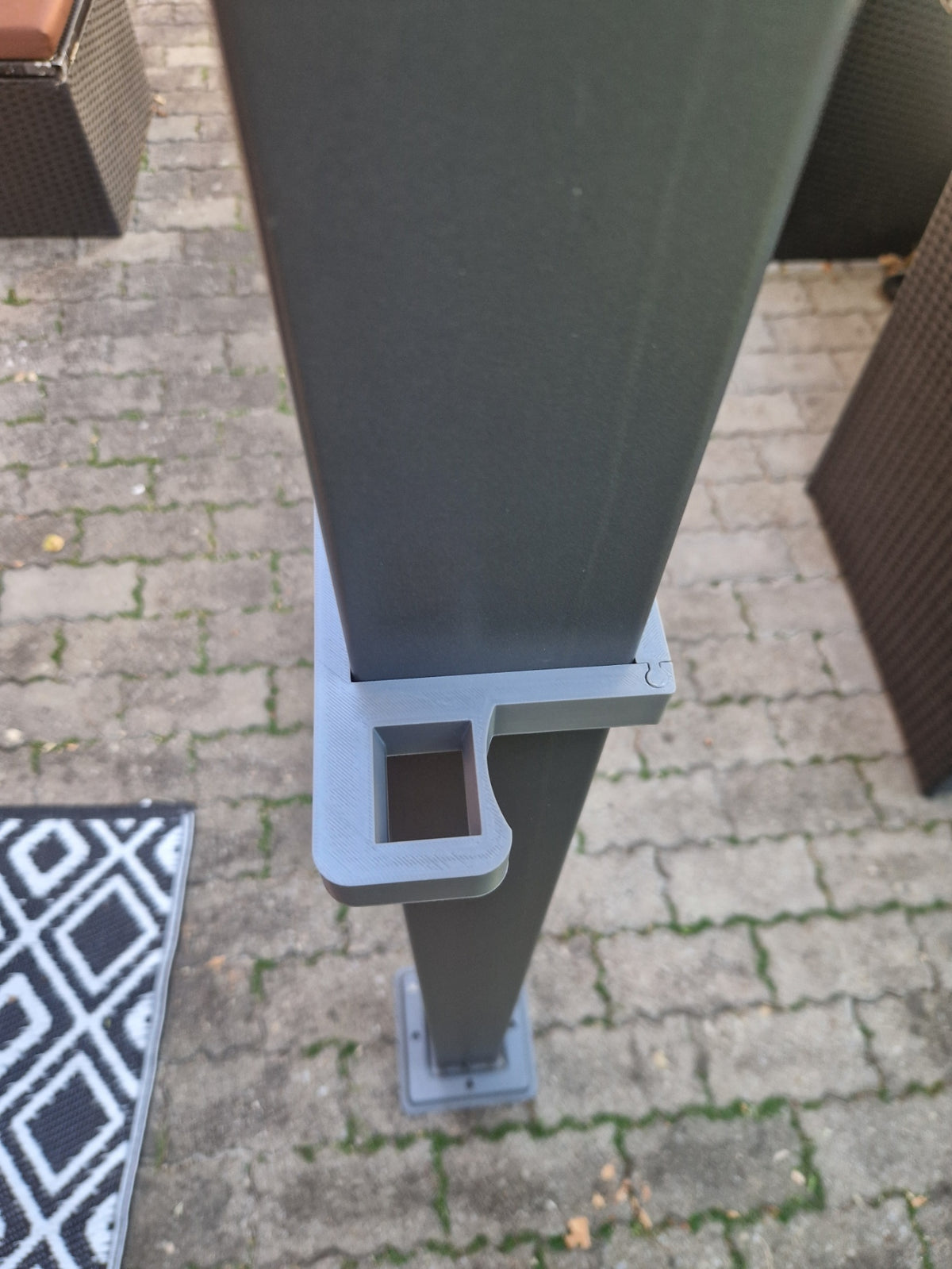 Halterung für Seitenmarkisen, ohne Bohren